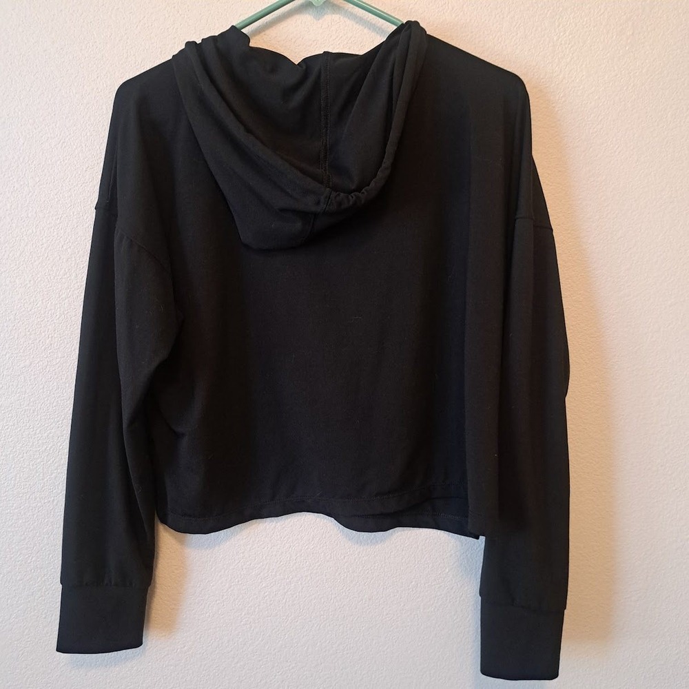 Nike Dri-FIT Womens Black Cropped Hoodie Long Sleeve Activewear Size Medium